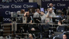 SKN | VIX Climbs Above 14.9 as Year-End Trading Revives Volatility Signals